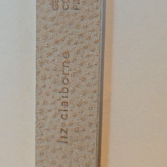 Liz Claiborne Cream Bling Leather Embossed Belt w/ Sparkle Rhinestones Sz.Medium